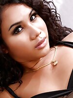 naomi shemale